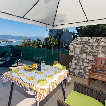 Slanada-5 By Interhome Apartament *