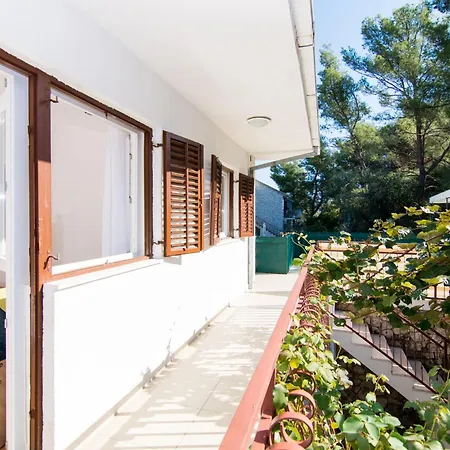Slanada-5 By Interhome Apartament *