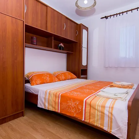 Apartament Slanada-5 By Interhome
