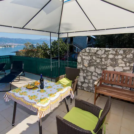 Apartament Slanada-5 By Interhome
